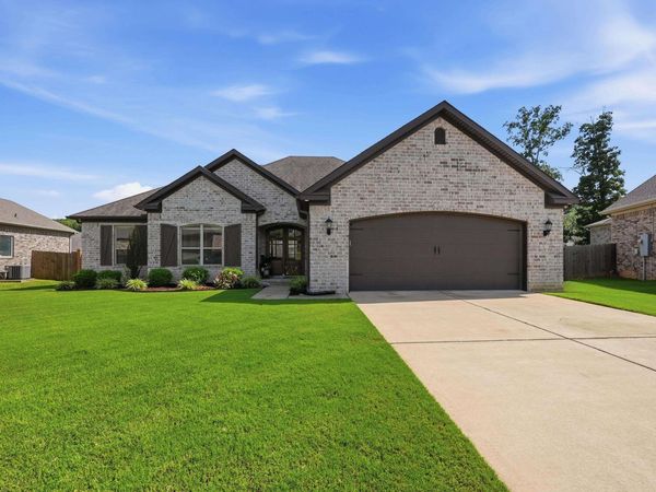 9431 Oak Forest Lane, Sherwood, AR 72120