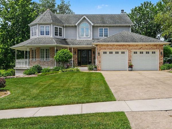 9260 Franklin Drive , St. John, IN 46373