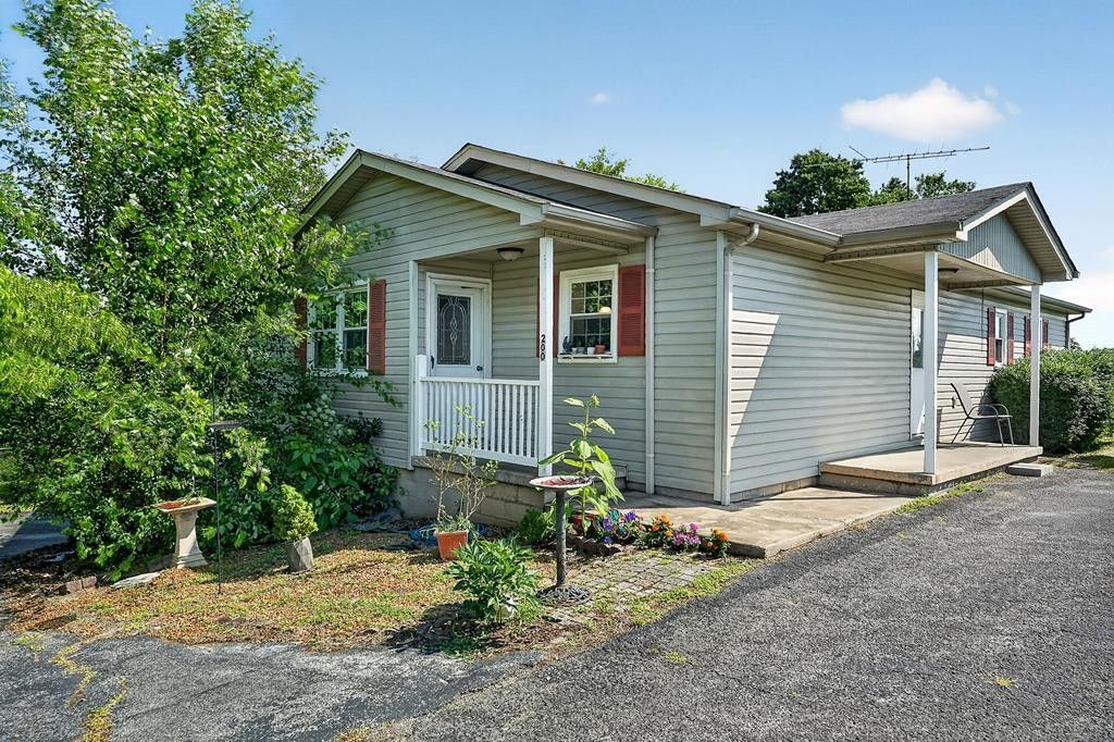 200 Woodmont Dr, Sparta, TN 38583 Main Photo