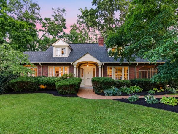 3609 Saratoga Dr, Nashville, TN 37205