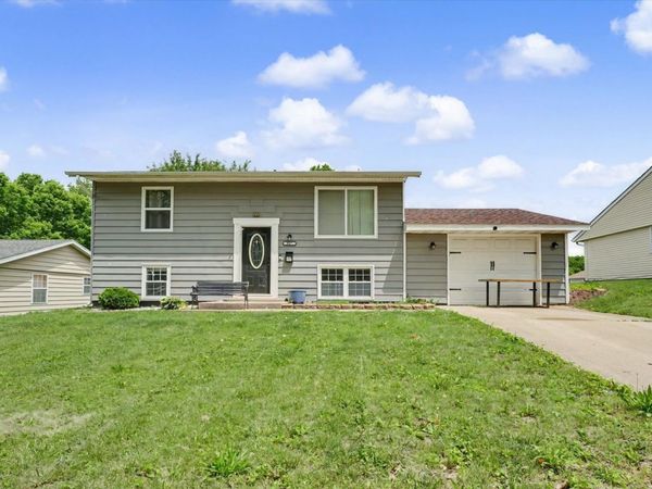927 Timberline Drive , Danville, IL 61832