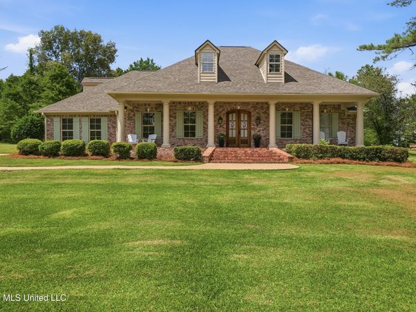 5570 Williamson Road, Clinton, MS 39056