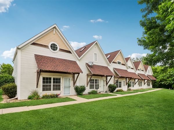 1213 10th Avenue NW, Altoona, IA 50009