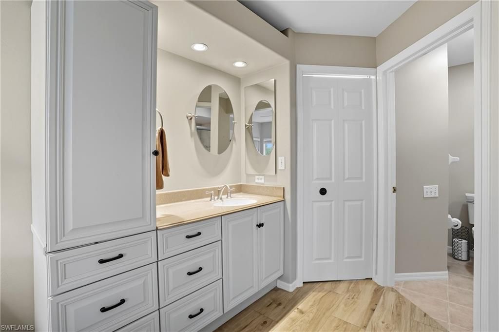 13641 Worthington Way , Unit 1604, Bonita Springs, FL 34135 Photo