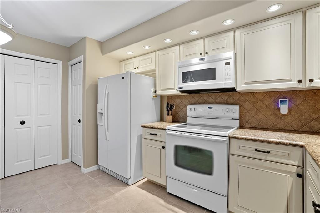 13641 Worthington Way , Unit 1604, Bonita Springs, FL 34135 Photo