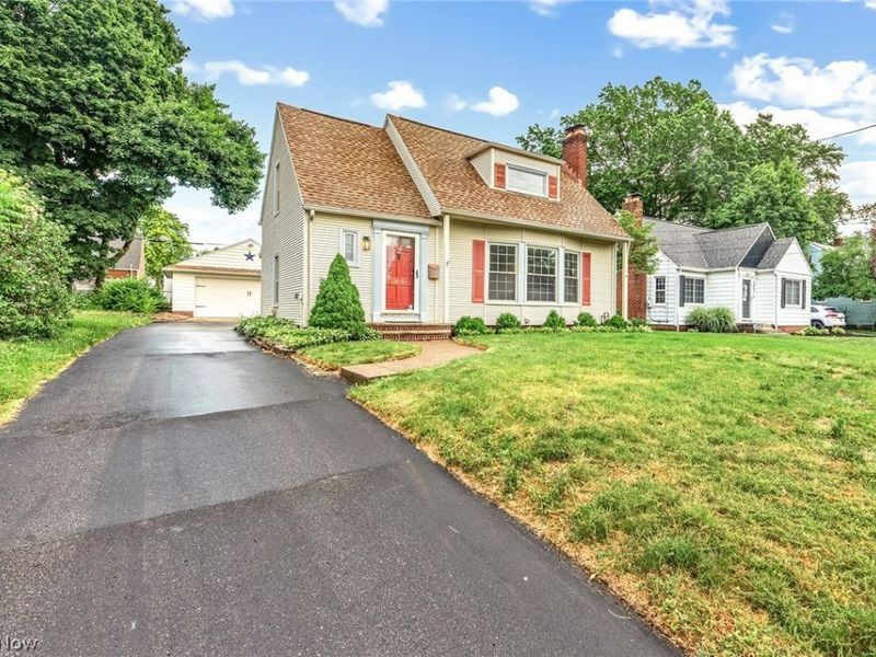 2015 32nd Street NW, Canton, OH 44709 Photo 2