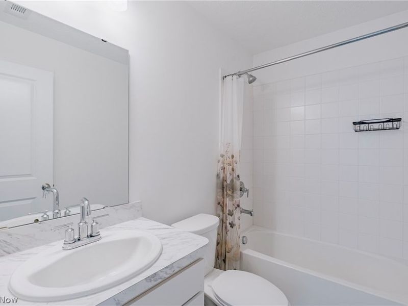 434 Douglas Street, Akron, OH 44307 Photo 20
