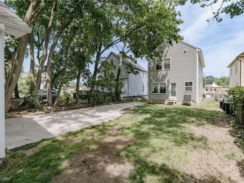 434 Douglas Street, Akron, OH 44307 Photo 29