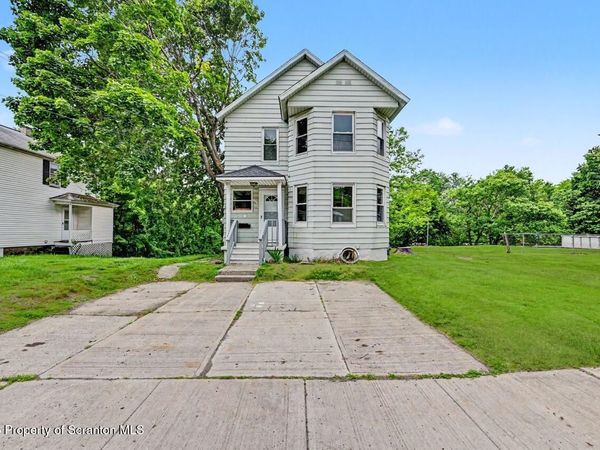 103 Gordon Avenue , Carbondale, PA 18407