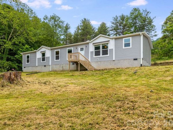22 Split Pine Cove , Clyde, NC 28721