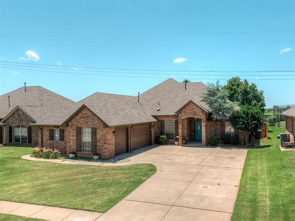 1850 Long Trail, Edmond, OK 73012