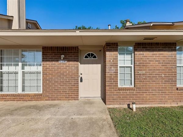 119 Woodman Drive, Midwest City, OK 73110