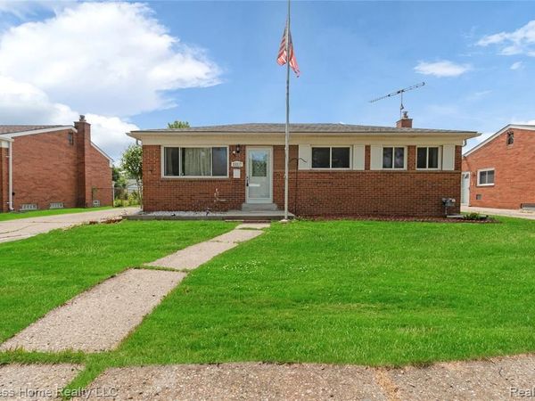 25217 Roan Avenue , Warren, MI 48089