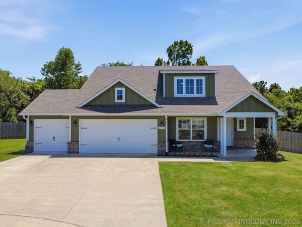 6804 S 22nd Place E, Broken Arrow, OK 74011