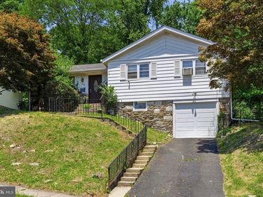 858 HILLDALE ROAD, GLENSIDE, PA 19038