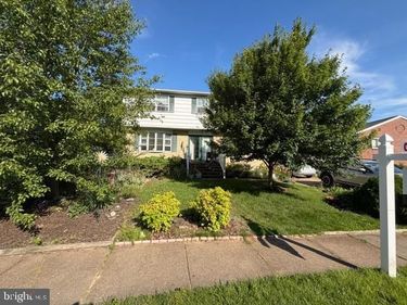 7952 CROSS CREEK DRIVE, GLEN BURNIE, MD 21061