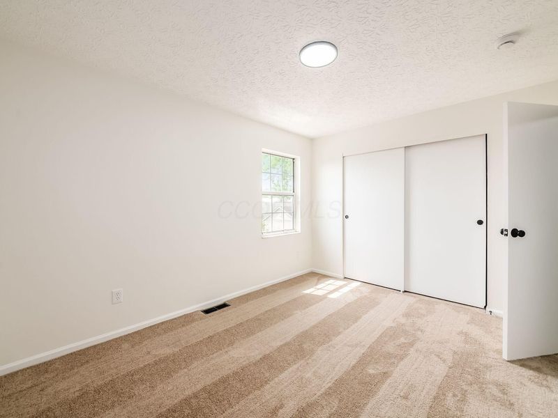 7875 Meadowhaven Boulevard, Unit 54, Columbus, OH 43235 Photo 18