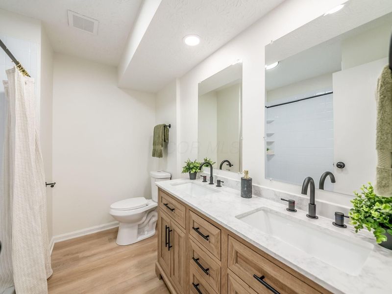 7875 Meadowhaven Boulevard, Unit 54, Columbus, OH 43235 Photo 19