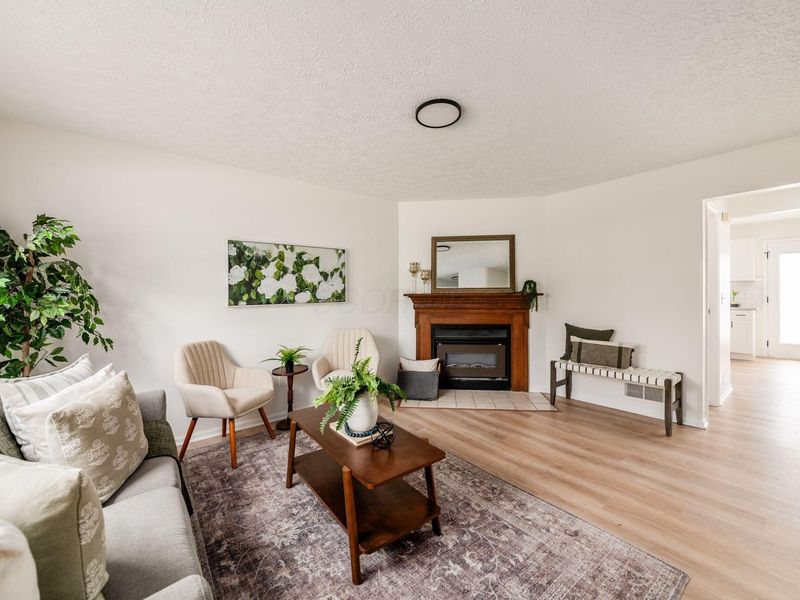 7875 Meadowhaven Boulevard, Unit 54, Columbus, OH 43235 Photo 4