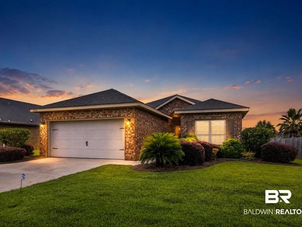 4281 Birkdale Street, Gulf Shores, AL 36542