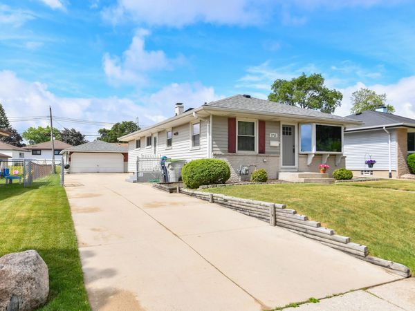 1715 W Salem St, Milwaukee, WI 53221