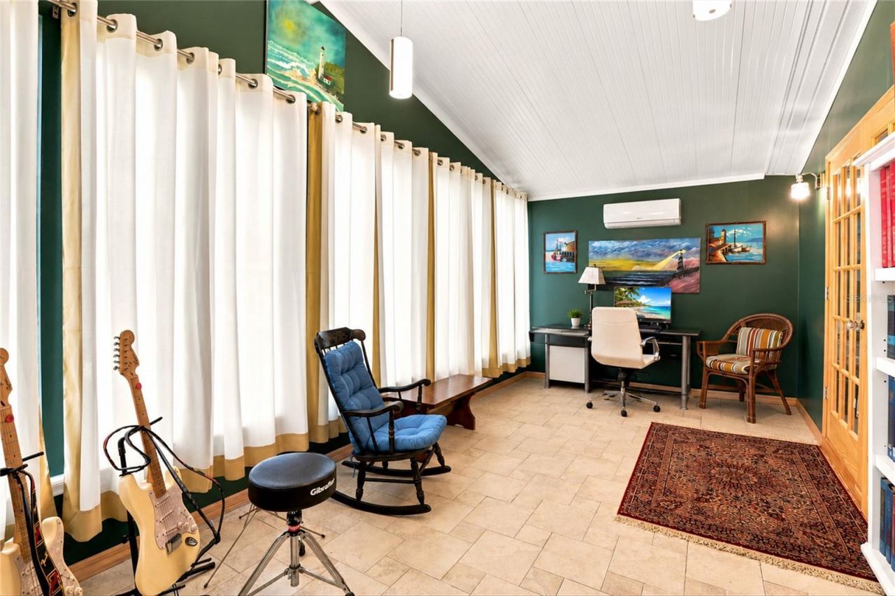 1 Poinsettia Drive, Fort Myers, FL 33905 Photo