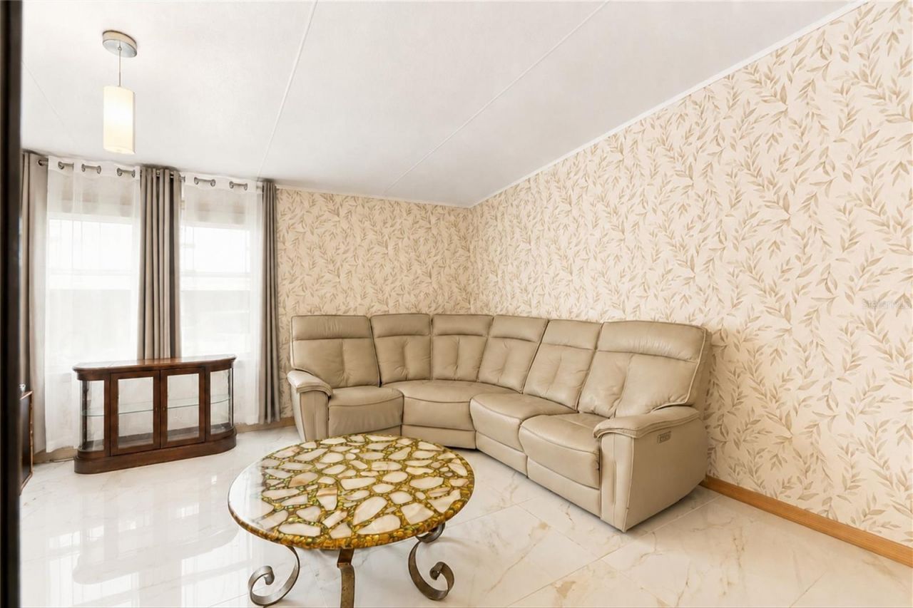 1 Poinsettia Drive, Fort Myers, FL 33905 Photo