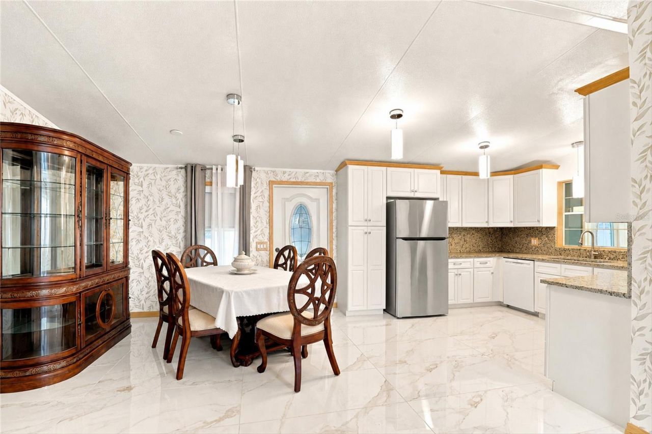 1 Poinsettia Drive, Fort Myers, FL 33905 Photo