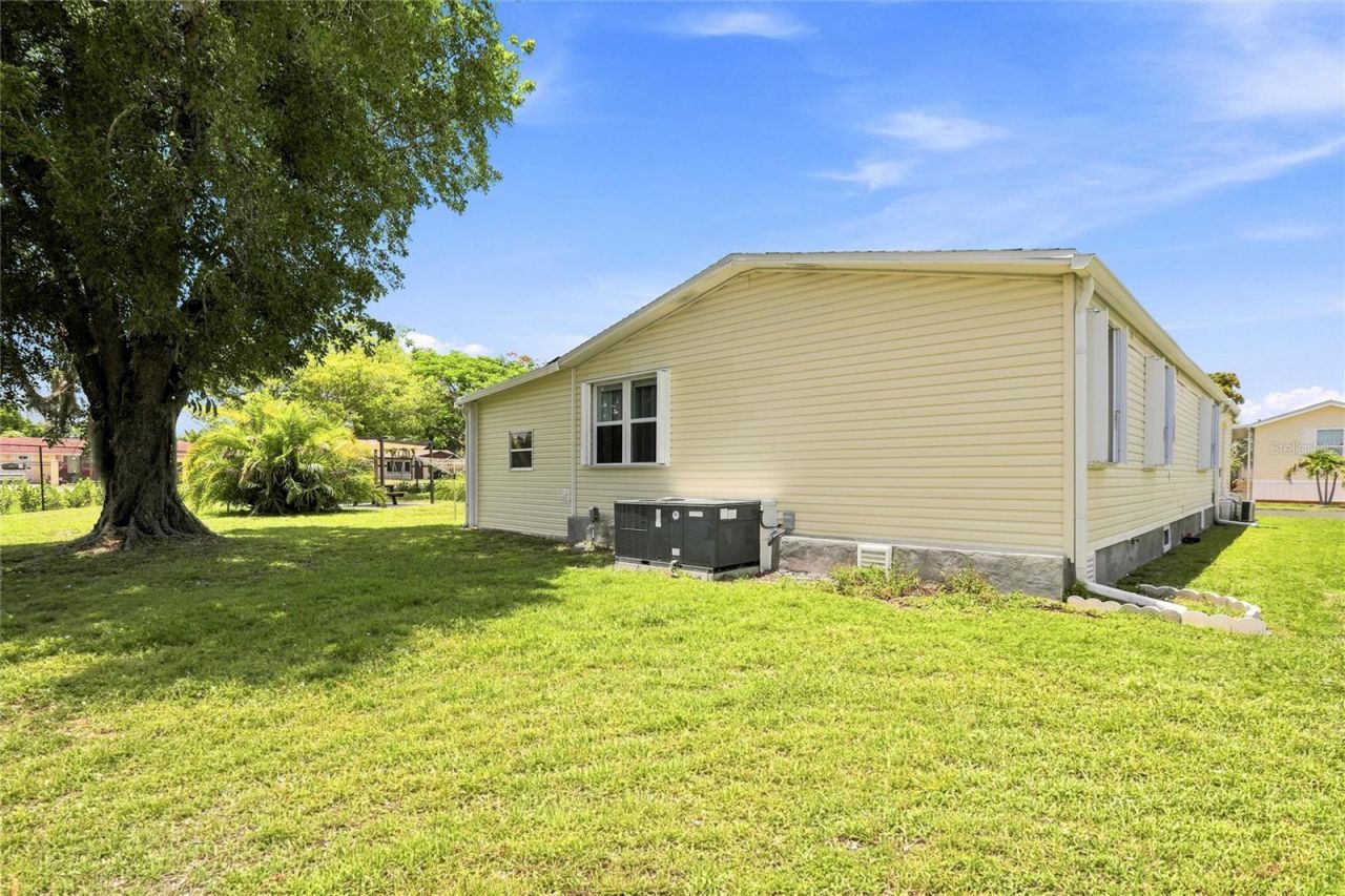 1 Poinsettia Drive, Fort Myers, FL 33905 Photo