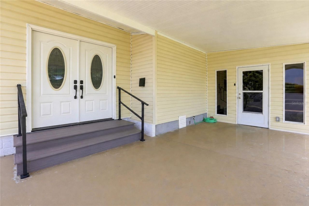 1 Poinsettia Drive, Fort Myers, FL 33905 Photo