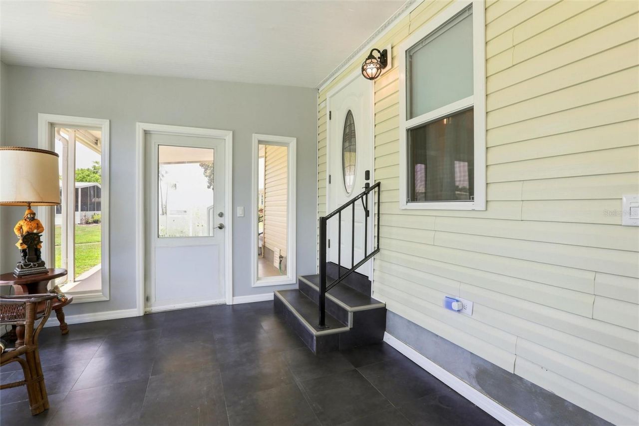 1 Poinsettia Drive, Fort Myers, FL 33905 Photo