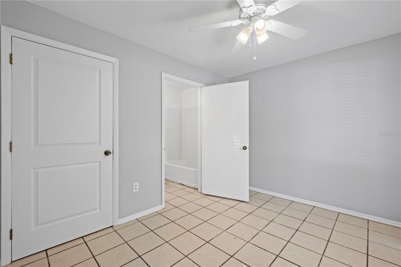4000 SW 23rd Street , Unit 5-103, Gainesville, FL 32608 Photo