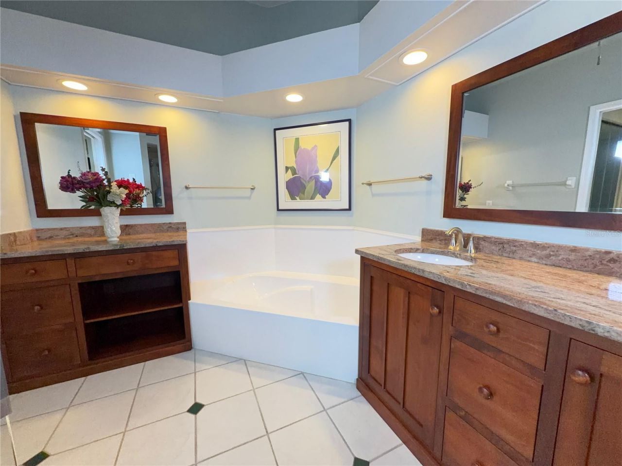 5813 Merion Way, Unit 5813, Sarasota, FL 34243 Photo