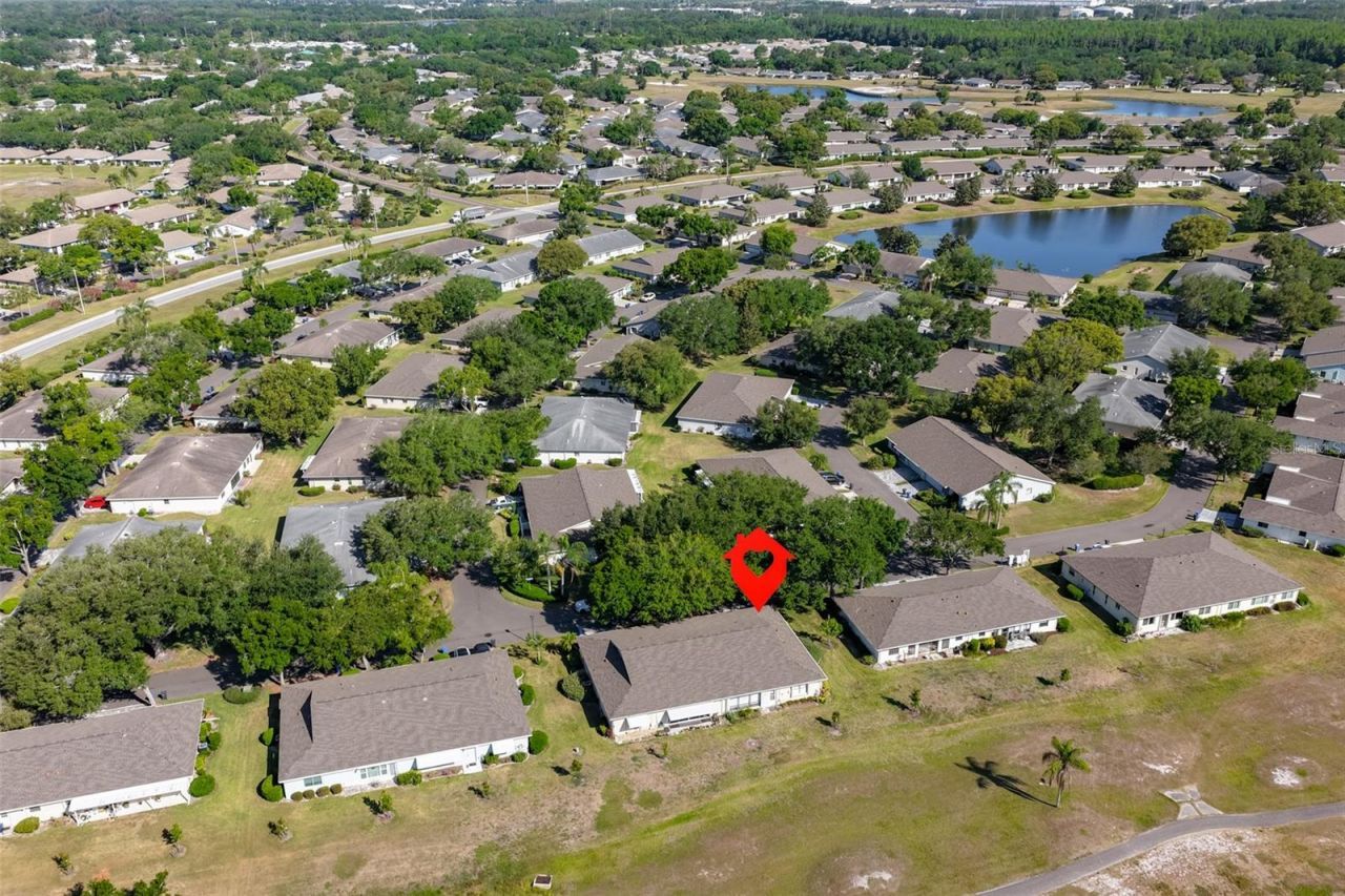 2611 Lancaster Drive , Unit 33, Sun City Center, FL 33573 Photo