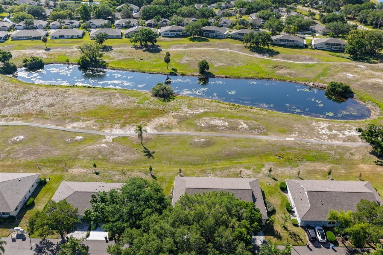 2611 Lancaster Drive , Unit 33, Sun City Center, FL 33573 Photo