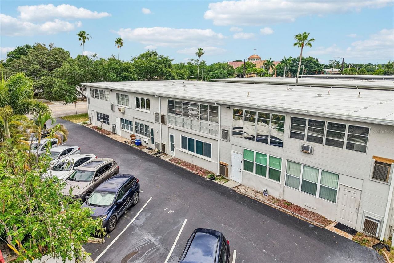 5924 5th Avenue N, Unit 3, Saint Petersburg, FL 33710 Photo