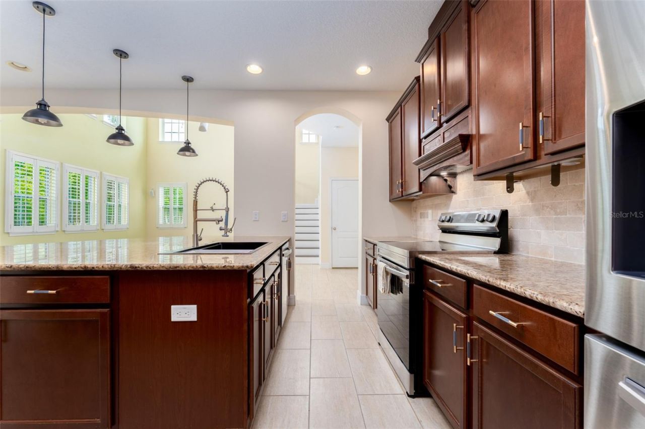 5301 Fishhawk Ridge Dr , Lithia, FL 33547 Photo