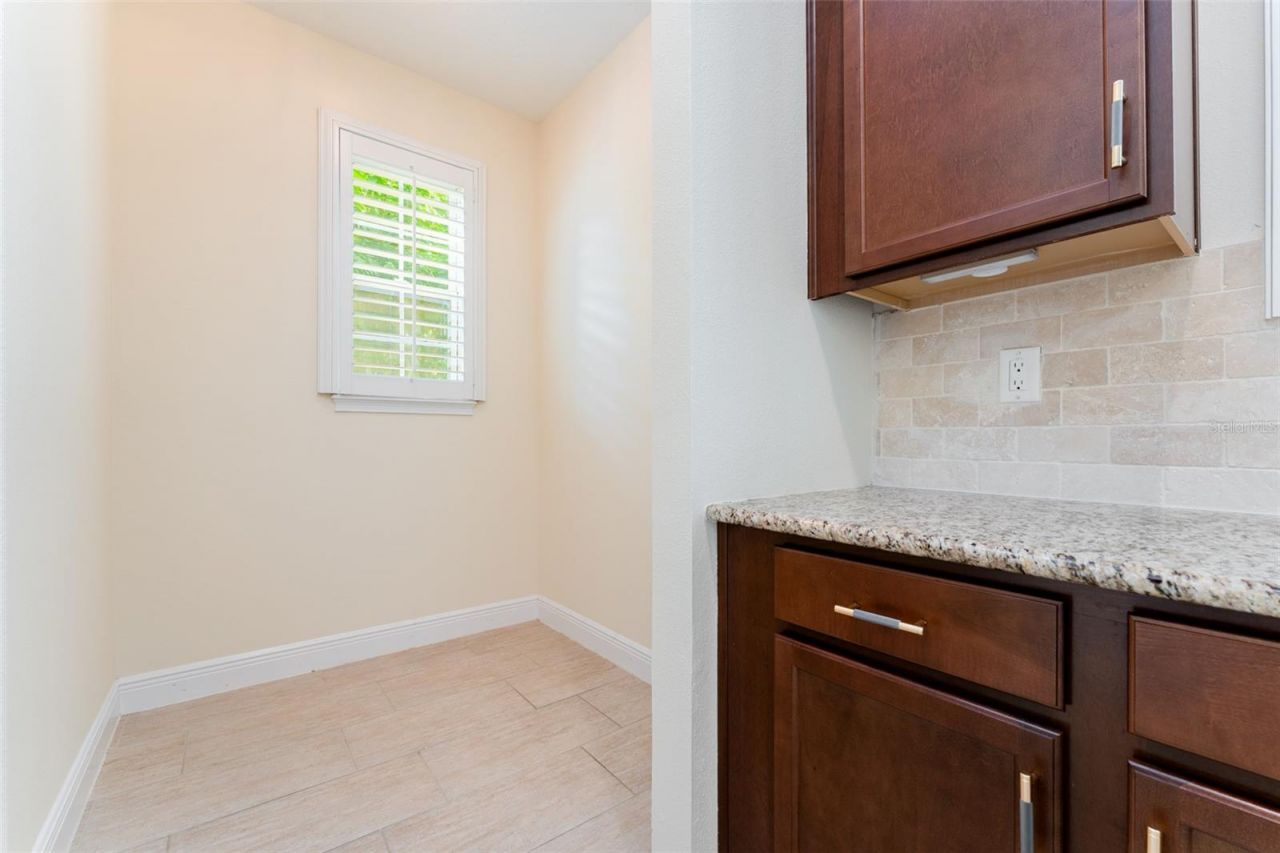 5301 Fishhawk Ridge Dr , Lithia, FL 33547 Photo