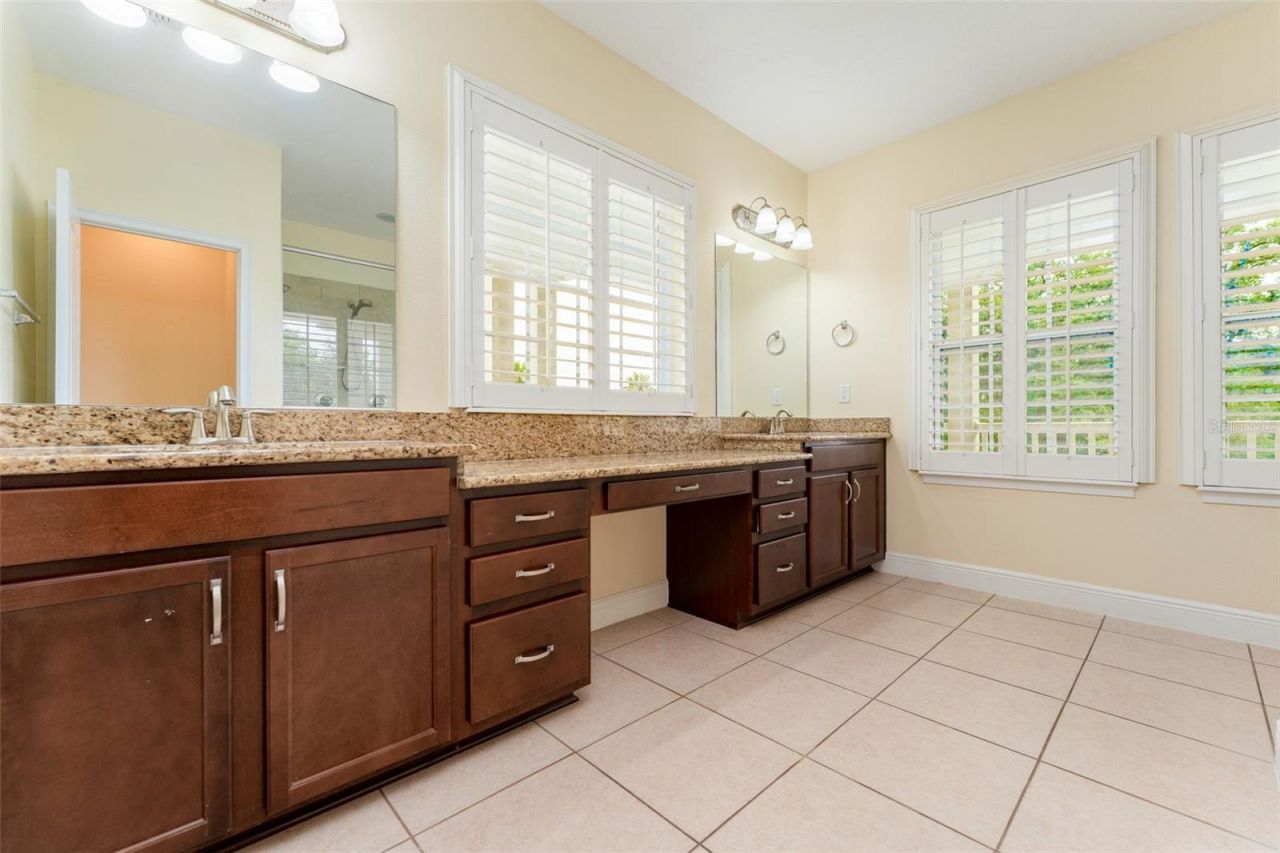 5301 Fishhawk Ridge Dr , Lithia, FL 33547 Photo