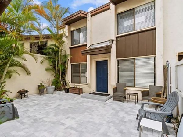 1881 N HERCULES AVENUE , Unit 602, CLEARWATER, FL 33765