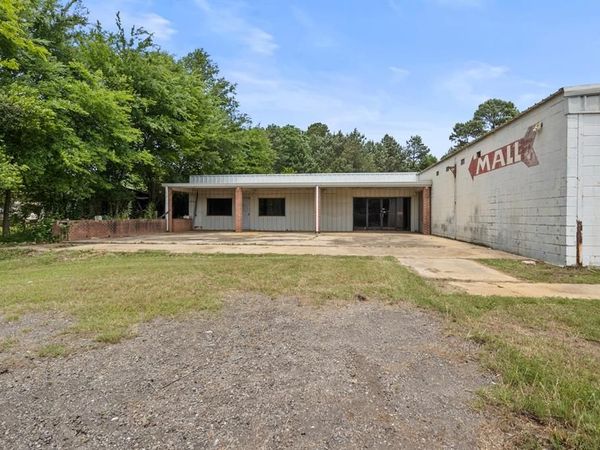 1301 HWY 11 , Hughes Springs, TX 75656
