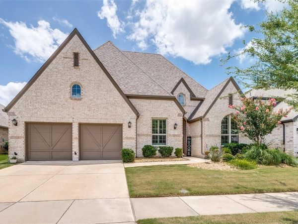 1020 Knoll Street, Little Elm, TX 76227
