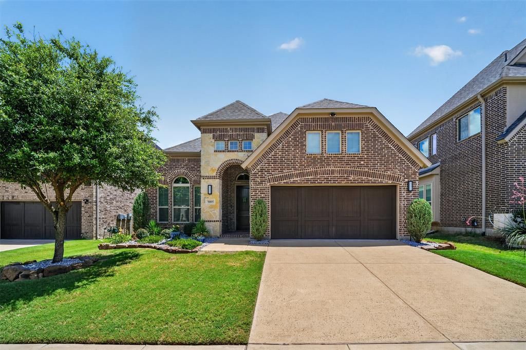 9005 Washington Lane, Lantana, TX 76226 Main Photo