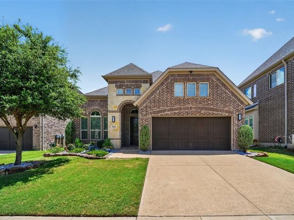9005 Washington Lane, Lantana, TX 76226