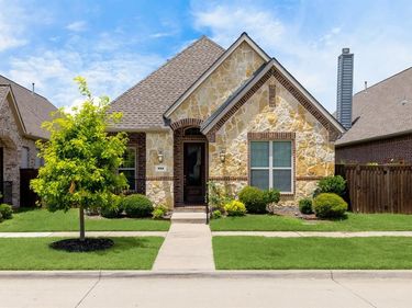 652 Enfield Drive, Frisco, TX 75036