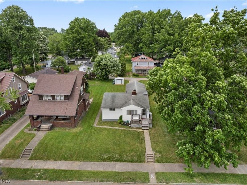 434 E College Street, Alliance, OH 44601 Photo 3