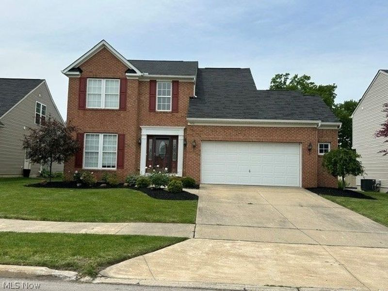 566 Colonial Drive , Painesville, OH 44077 Photo 1