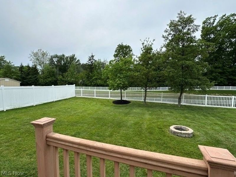 566 Colonial Drive , Painesville, OH 44077 Photo 3