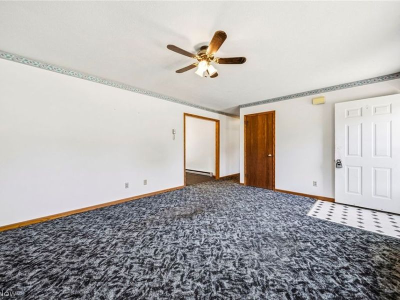 1682 Sugar Creek Creek, Rock Creek, OH 44084 Photo 6