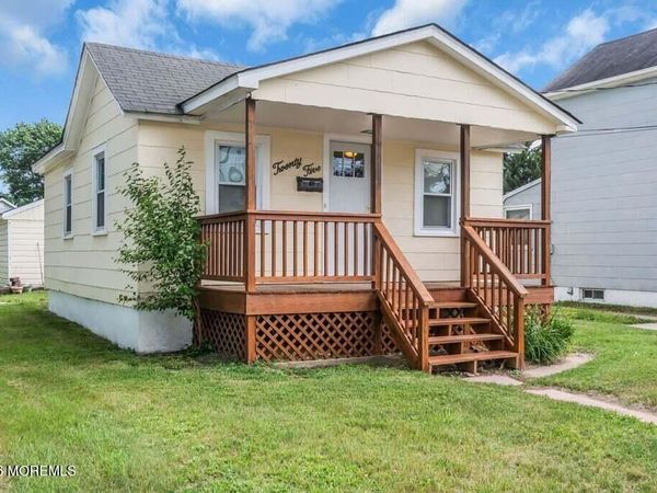 25 Hooker Street, Jamesburg, NJ 08831